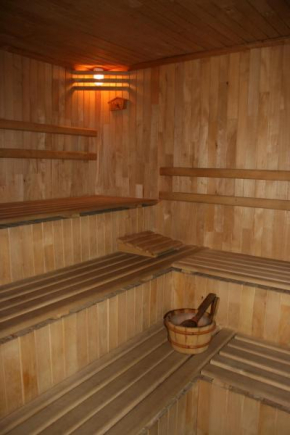  Bumerang Hotel  Львов